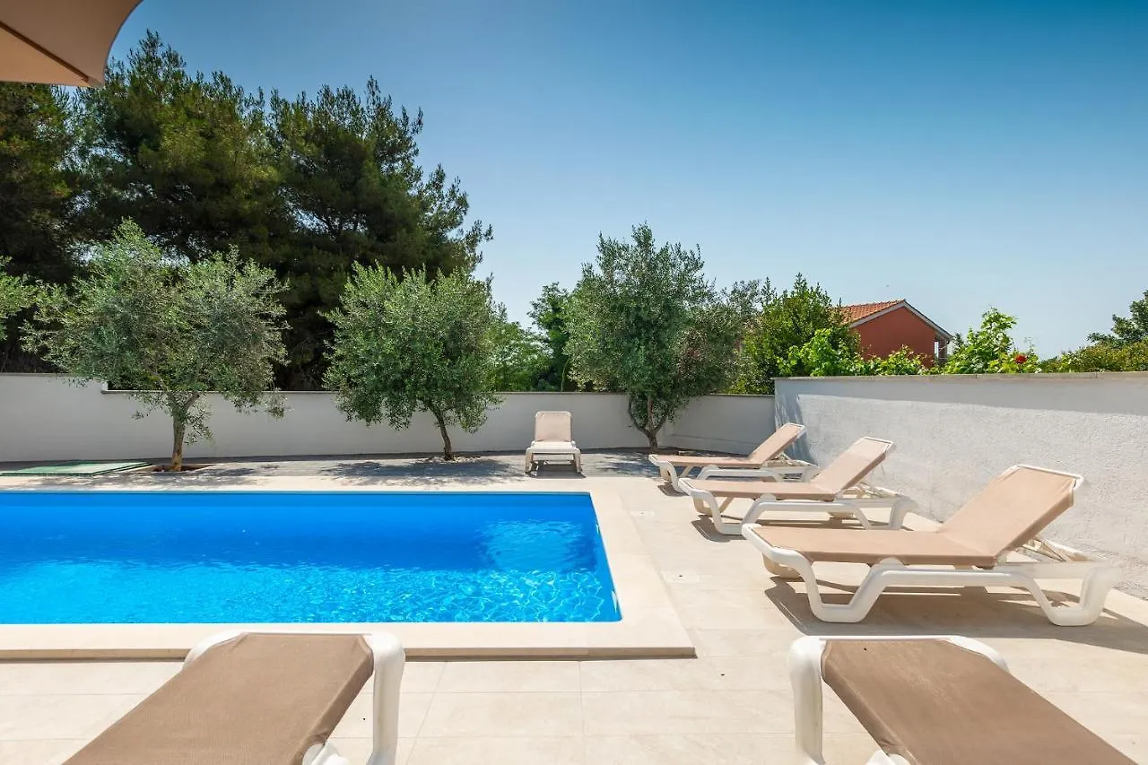 Apartments Medulin 2217 Croatia
