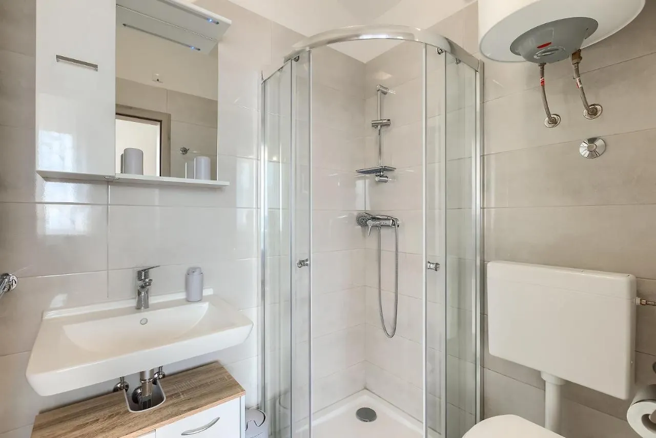 Apartments Medulin 2217 Croatia