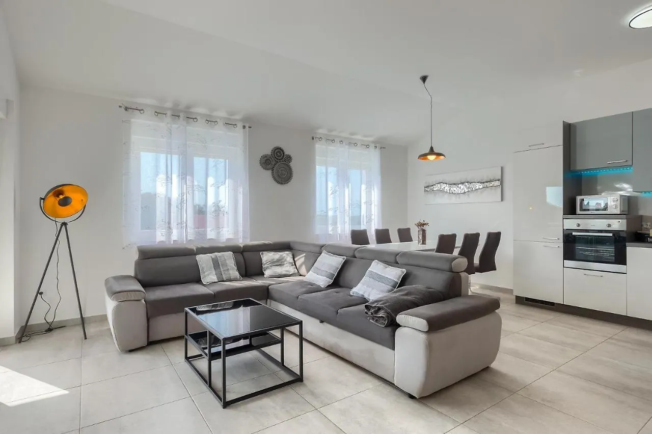 Apartments Medulin 2217 Croatia