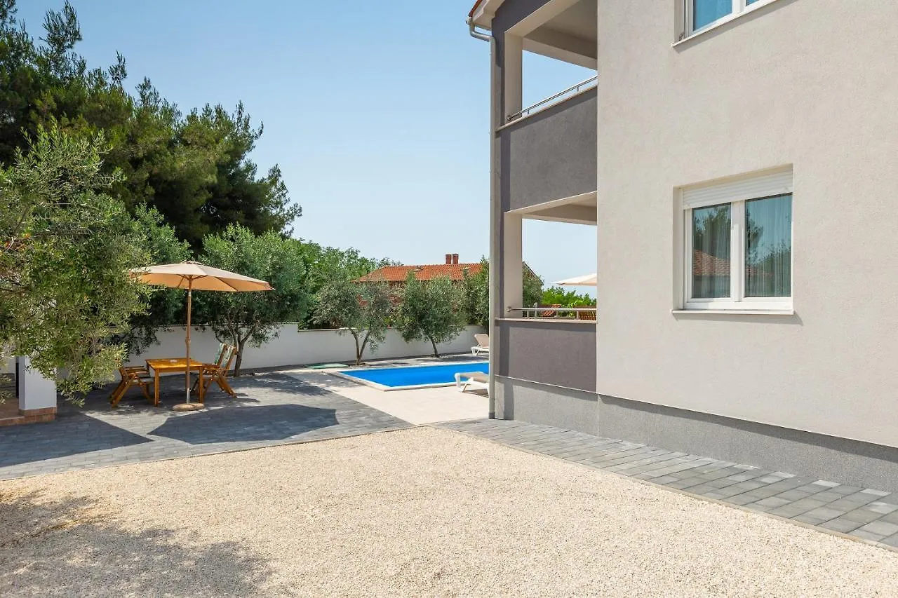 Apartments Medulin 2217