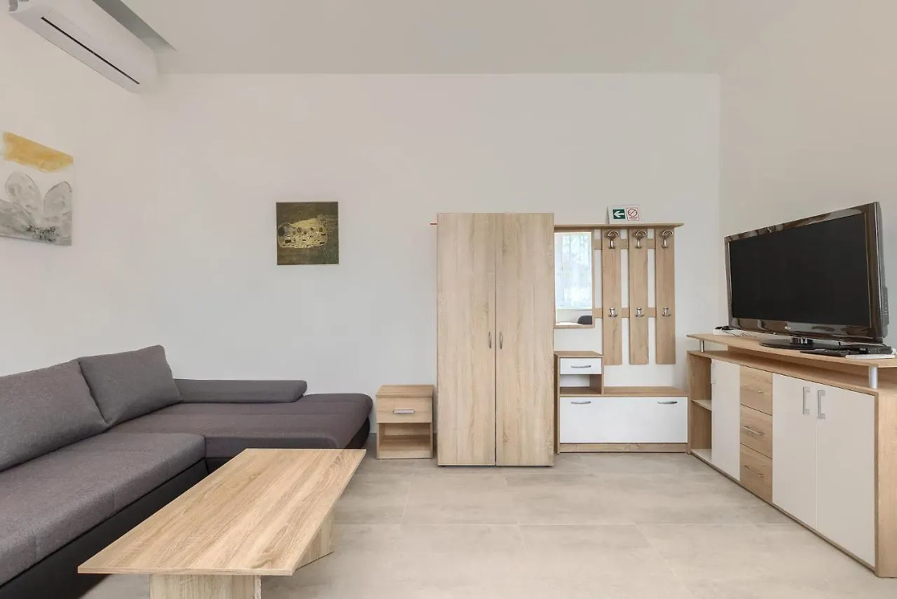 Apartments Medulin 2217 Croatia