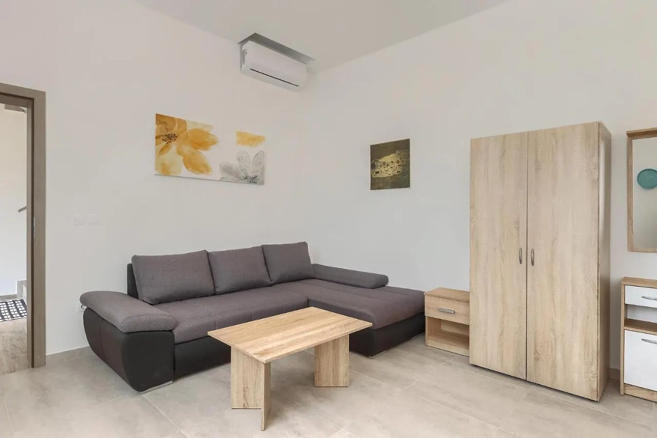 Apartments Medulin 2217